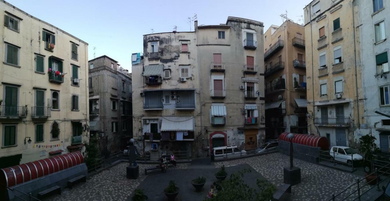 Goditi Napoli Kültér fotó